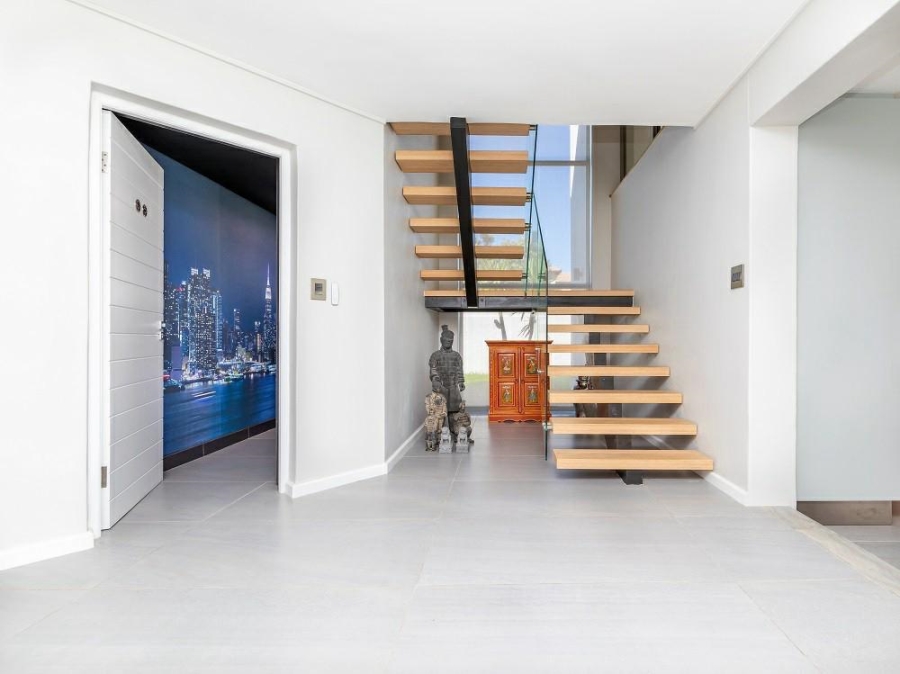 To Let 3 Bedroom Property for Rent in Sunset Beach Western Cape